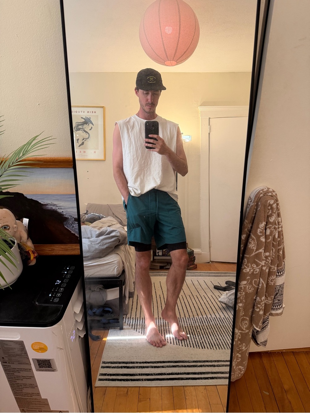 Men's Teal lululemon lined shorts - Picture 3 of 3